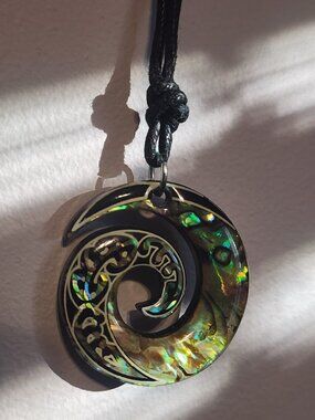2/$15 Colorful Spiral Lightweight Pendant Necklace